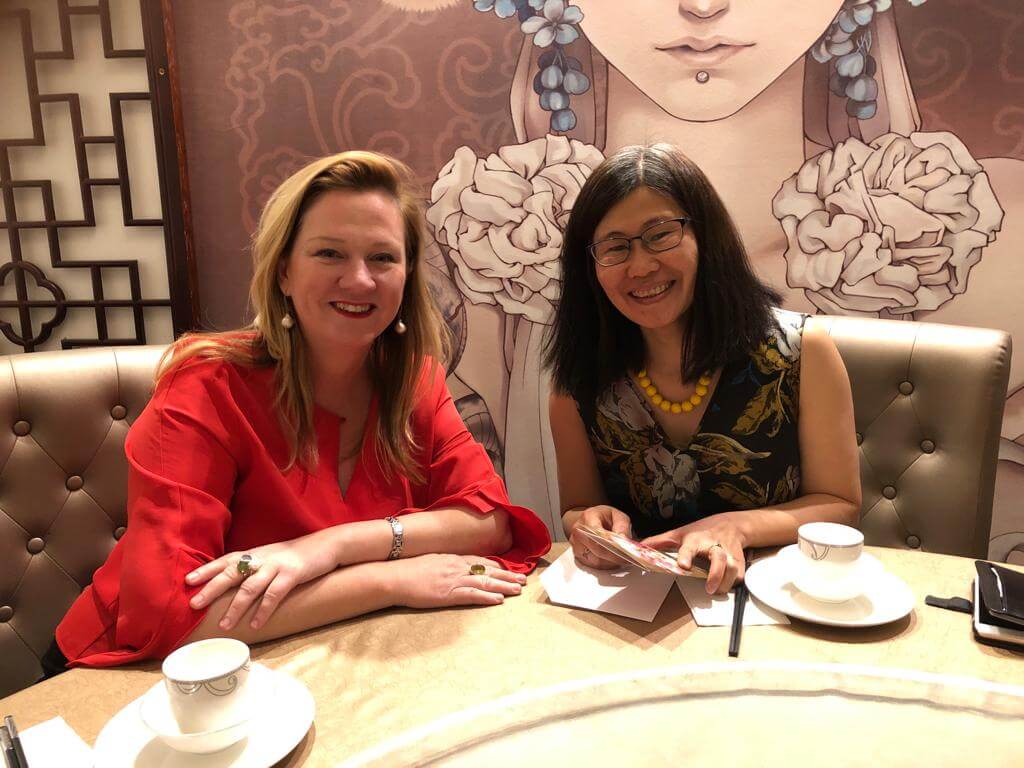 Liz and Thu farewell